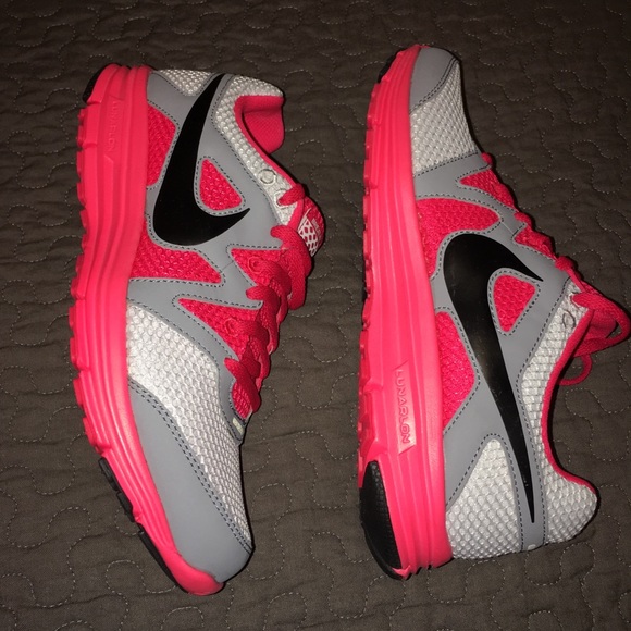 Women's Nike Lunarfly+ 3 Breathe Sz 8.5 - Picture 4 of 7